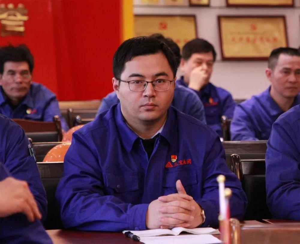 党员立潮头，领跑当先锋之二十五｜席贻钢：铁骨先锋，模范钢魂